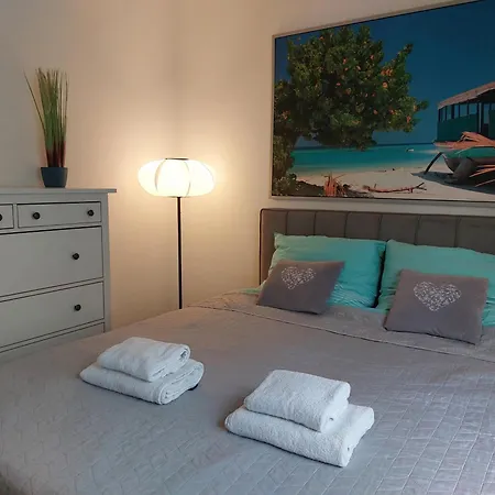 Jk 47 A Z Miejscem Postojowym W Garazu Апартаменты