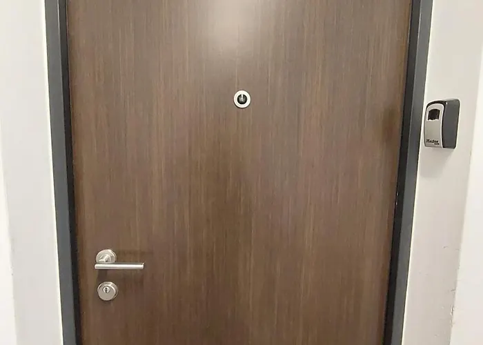 شقة Jk 47 A Z Miejscem Postojowym W Garazu *