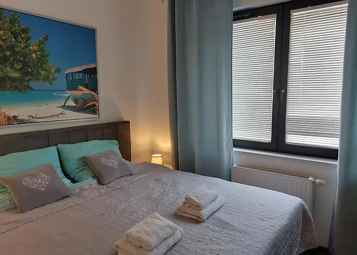 Jk 47 A Z Miejscem Postojowym W Garazu *