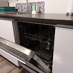 Jk 47 A Z Miejscem Postojowym W Garazu Warszawa